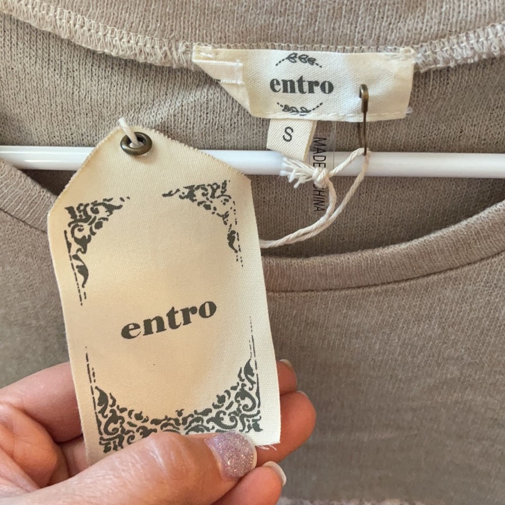 Entro Top - Picture 2 of 4